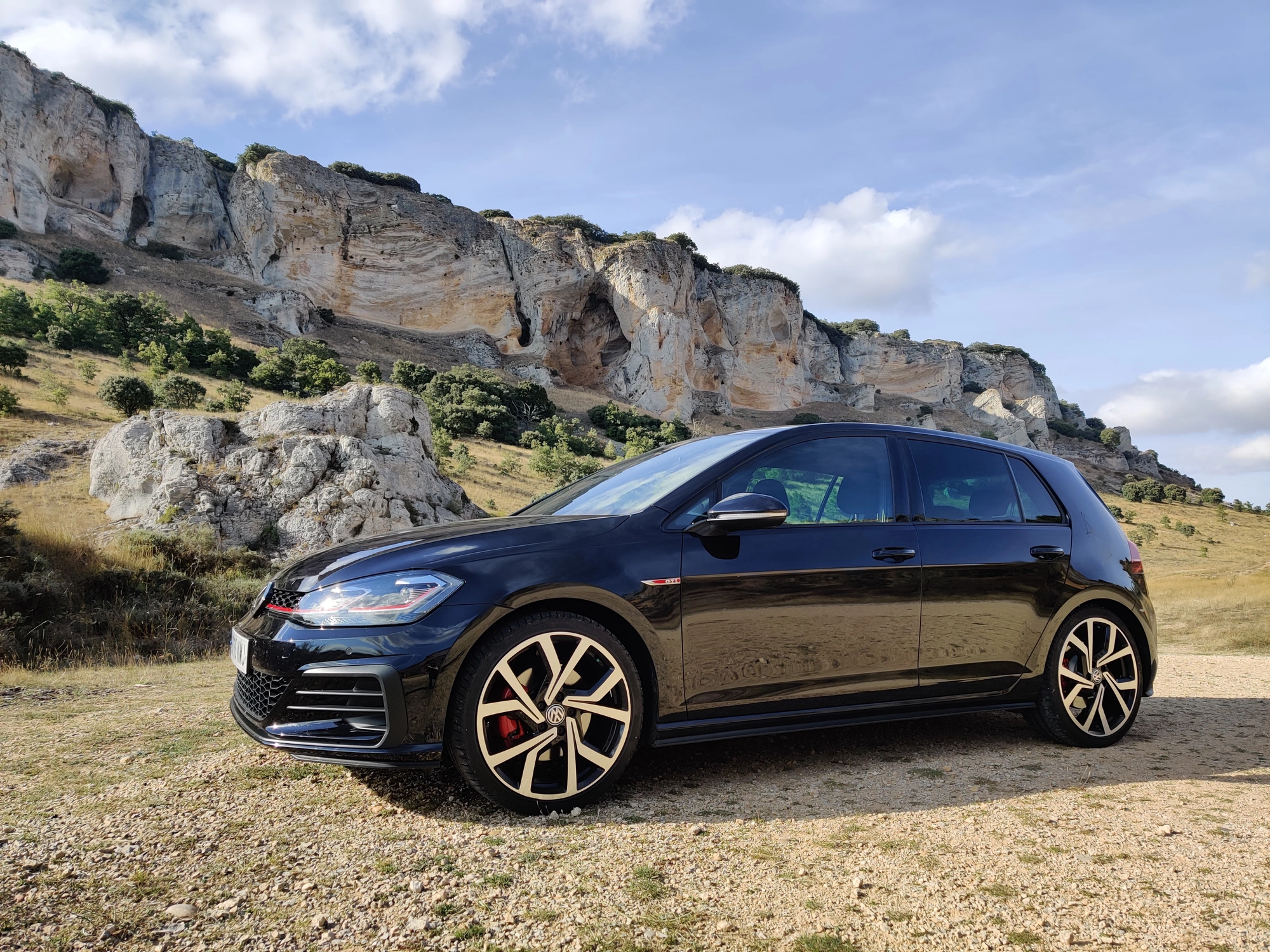 coche cotxe gama media - volswagen golf gti