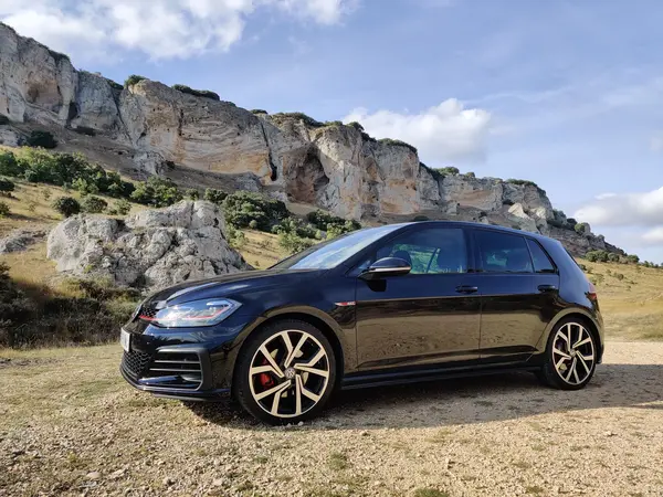 coche cotxe gama media - volswagen golf gti